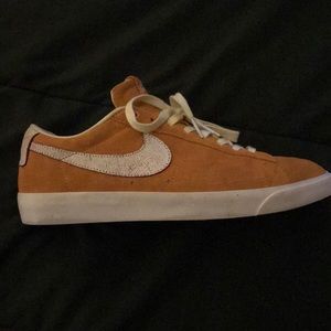 Nike Sb blazer low (bruised peach)